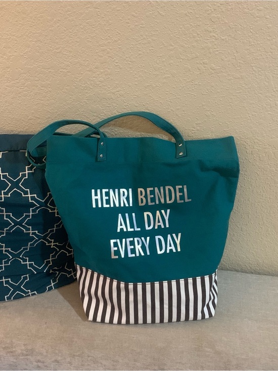 henri bendel Handbags - HENRI BENDEL Tote Bag